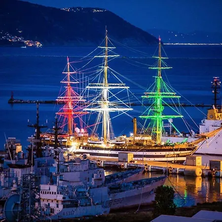 Angel's House 라스페치아